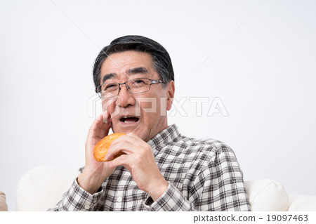 高級男（牙齒） 19097463