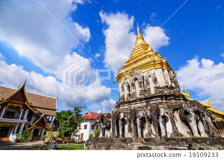 Wat Chiang Man Temple, Chiang Mai, Thailand 19109233