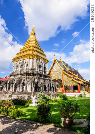 Wat Chiang Man Temple, Chiang Mai, Thailand 19109238