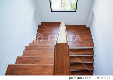 Wooden stairs Wooden stairs 19109247