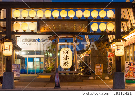 沼津港83 19112421