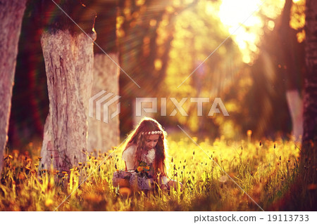 girl collects flowers childhood 19113733
