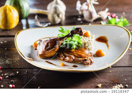 roasted duck 19118347