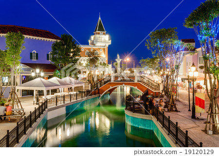 The Venezia Hua Hin, a shopping venue in Venice style near Cha-a 19120129