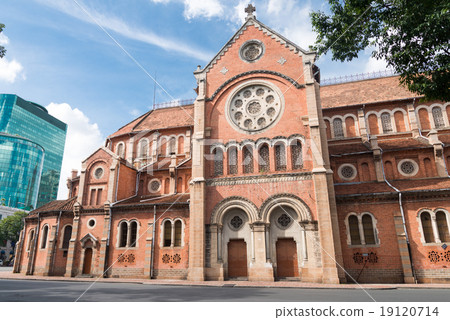 The Notre-Dame Saigon Basilica in Ho Chi Minh City, Vietnam, Sou The Notre-Dame Saigon Basilica in Ho Chi Minh City, Vietnam, Sou 19120714