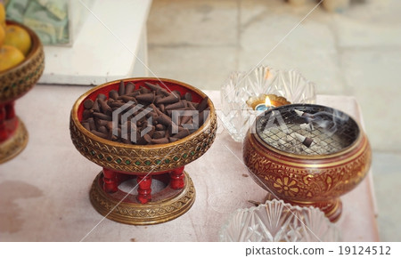 Incense cones aromatic brown groups 19124512