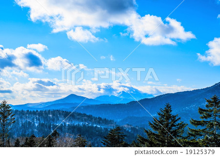 Mt. Akan-dake Akan Fuji（阿寒十字路） 19125379