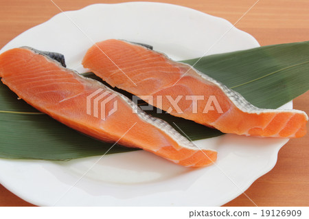 三文魚片 19126909