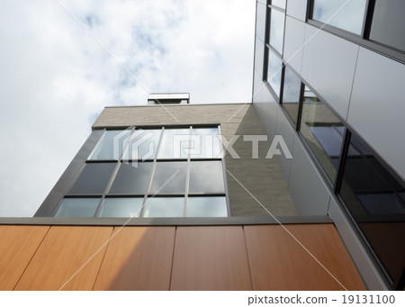 building wood brick metal glass sky 19131100