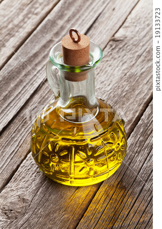 Olive oil bottle Olive oil bottle 19133723
