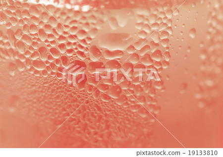 Drops of water 19133810