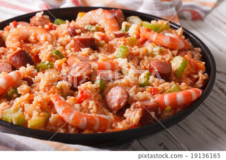 Creole food 19136165