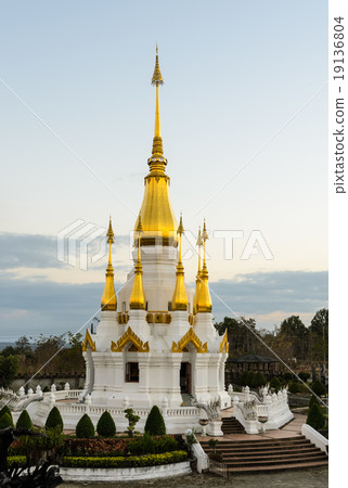 Thai temple, Thailand 19136804