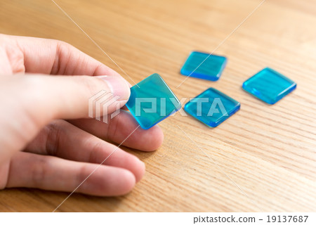 Fall prevention. 19137687