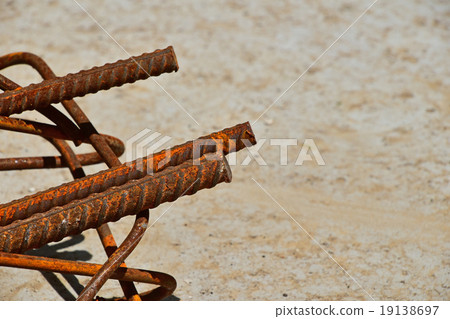 Rusty corroded stained metal wire fitting armature Rusty corroded stained metal wire fitting armature 19138697