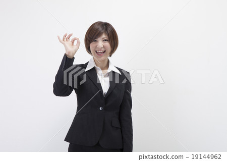 Female employee Female employee 19144962