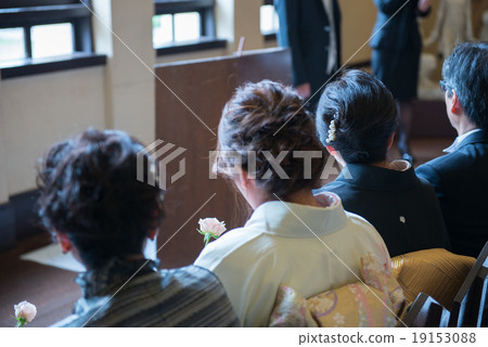 Wedding relatives 19153088