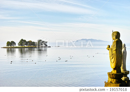 Shinji Lake Sleeve House Jizo That The Fog Stock Photo