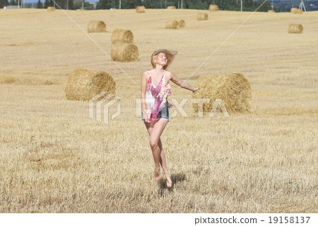 young blonde autumn field sun 19158137