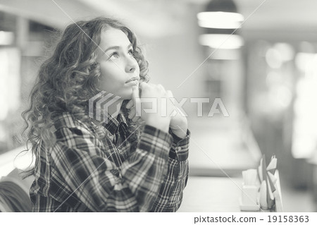 monochrome portrait of a student library 19158363