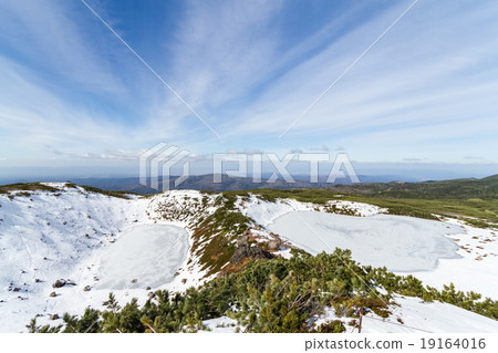 Mountain Asahidake in winter Mountain Asahidake in winter 19164016