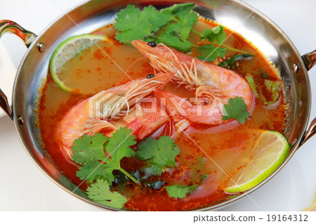 Tom yam kung  19164312
