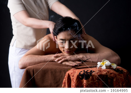 男士美容院 19164995