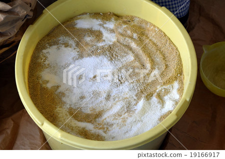 Homemade sauce pickled 19166917