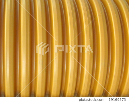 brown, yellow large plastic rings, cable 19169373