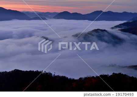  Cloudy sea in Araya mountain 19170493