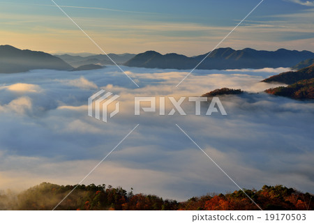 Araya山的多雲海 Araya山的多雲海 19170503