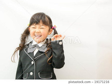 正式的女孩 19171216