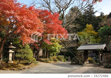 Kamakura Jodoji Temple gate 19172466