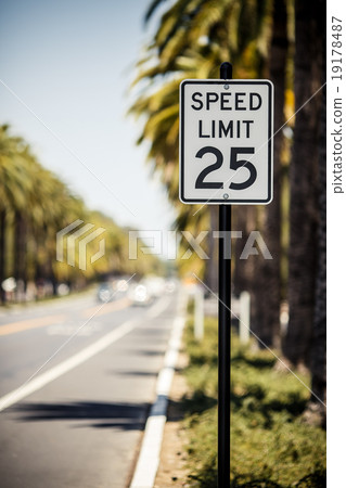 Speed Limit 25 sign 19178487
