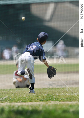 Practice of juvenile baseball Practice of juvenile baseball 19179099
