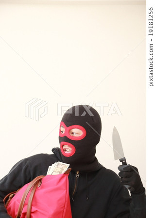 掠奪者搶劫案(武器暴徒,盜賊罪犯,偷來的香煙,偽裝嫌犯,罪犯) 掠奪者搶劫案(武器暴徒,盜賊罪犯,偷來的香煙,偽裝嫌犯,罪犯) 19181256