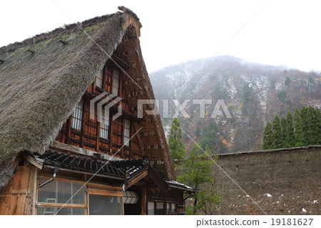World Heritage Gokayama Architectural Village 19181627