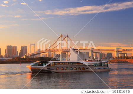 Odaiba sunset view Odaiba sunset view 19181676