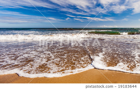 Wave of the sea on the sand beach 19183644