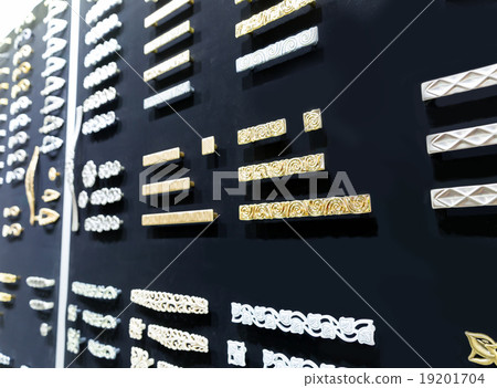 Big range of metal handles 19201704