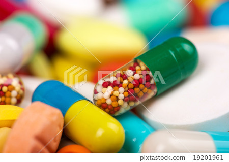 Colorful pills 19201961