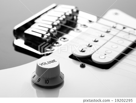 Electric guitar 19202295