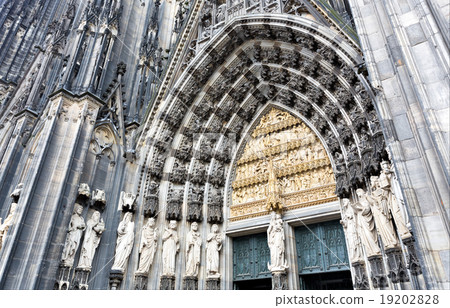 The cathedral of Cologne 19202828