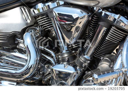 Motorcycle engine 19203705