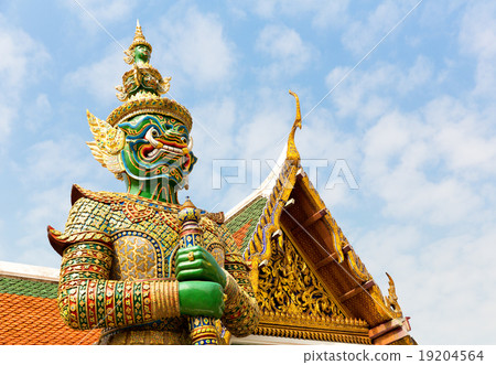 Defender in Wat Po Temple 19204564