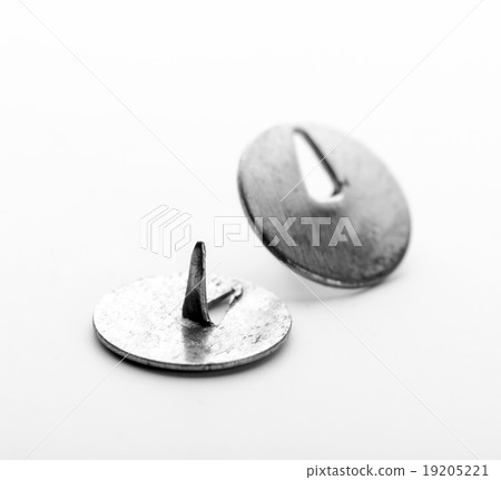 Drawing pins isolated on white 19205221