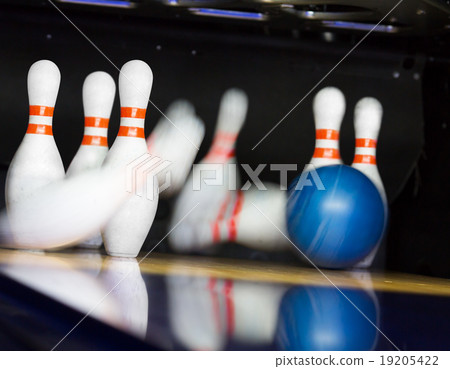 Bowling action 19205422