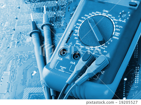 Digital multimeter 19205527