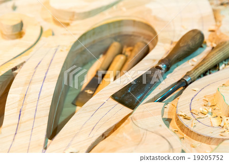 The carving tools with billets, close up The carving tools with billets, close up 19205752