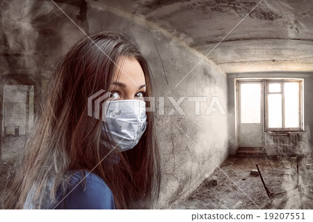 Women in grungy room Women in grungy room 19207551